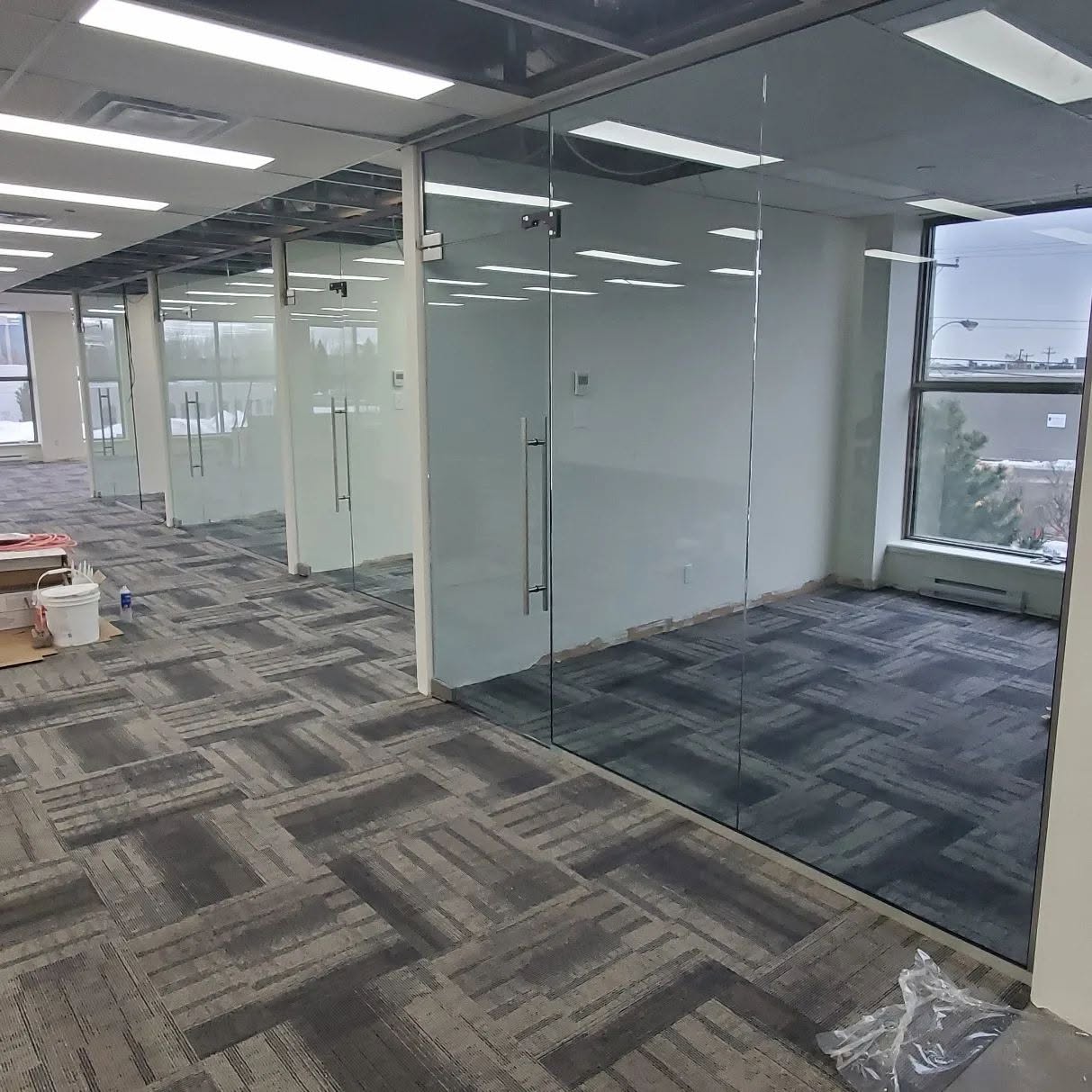 Divisions vitrées pour bureaux