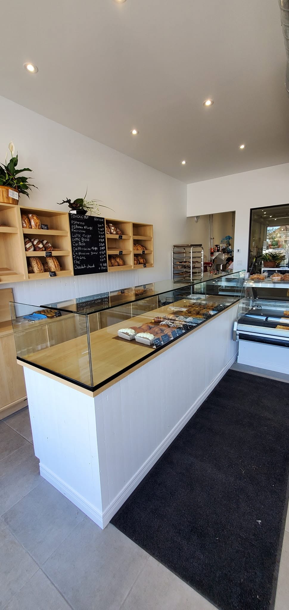 Comptoir vitré de boulangerie